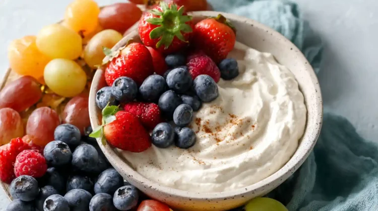 Honey Cinnamon Greek Yogurt Fruit Dip (Easy High Protein Snack) in 5 ...